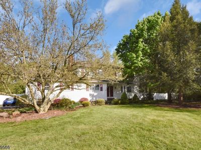 8 Oconnor Dr, Hillsborough, NJ, 08844