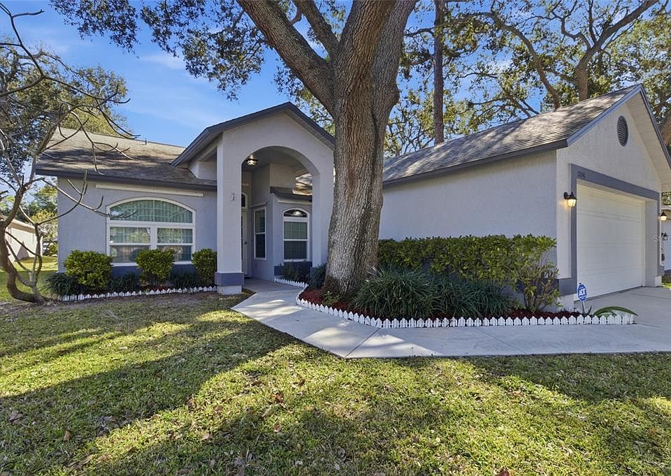 1st image of 12041 68th St