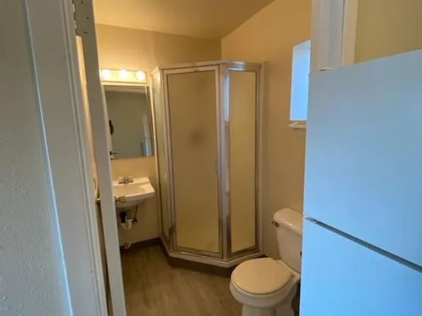 Oregon Trail Apartments, 3830 W 6th St #13, The Dalles, OR 97058