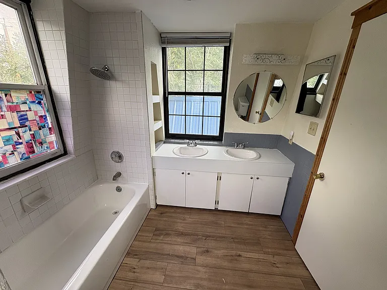 537 N Adams Ave — Photo 15