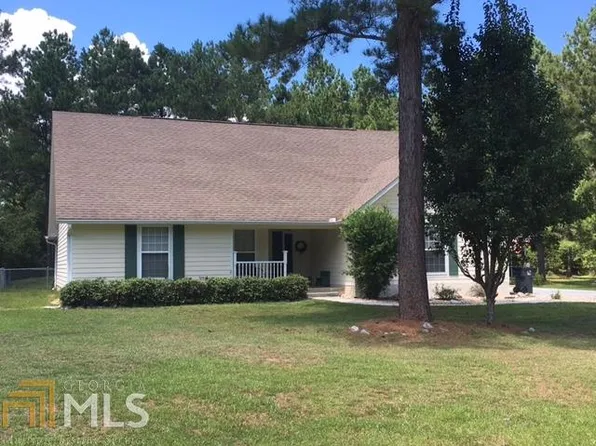 97 Devonshire Rd, Waverly, GA 31565