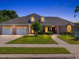 2037 Mauvilla Cv, Biloxi, MS 39531