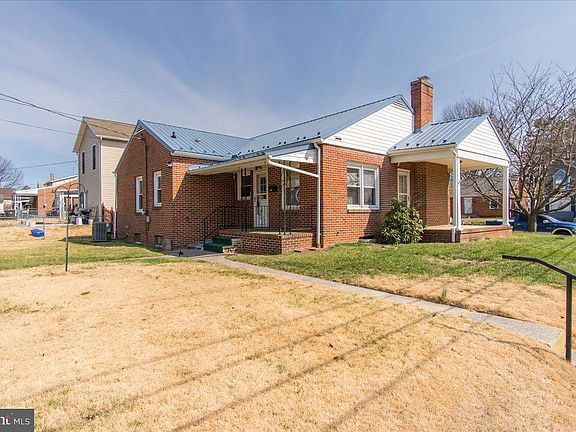 5th image of 301 Avon Rd