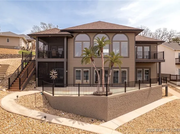 51 Jo Rd, Lake Ozark, MO 65049