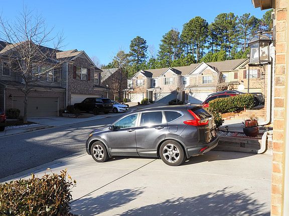 4th image of 1033 Haley Woods Ln