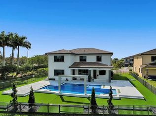 10415 Cobalt Ct, Parkland, FL 33076