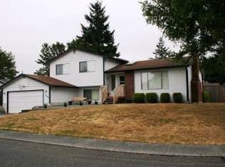 264 SE Fisher Ct, Oak Harbor, WA 98277