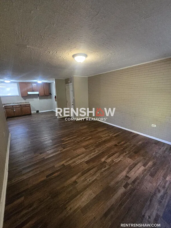 2 bed, 1.0 bath, 1000 sqft, $750 — Photo 3