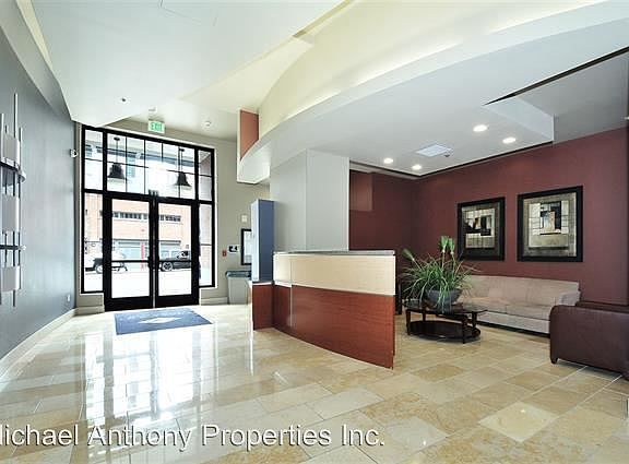 4th image of 427 9th Ave Unit 707