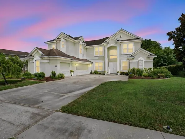 13800 Crest Lake Dr, Hudson, FL 34669