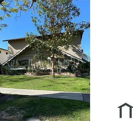 2255 W Vancouver Dr