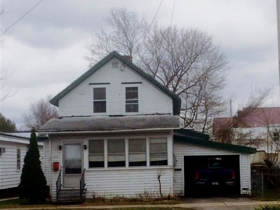 1st image of 809 State St