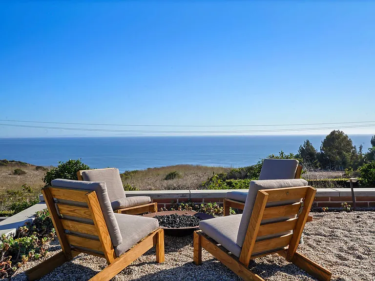 Soak in the beauty of Malibu's outdoor paradise.