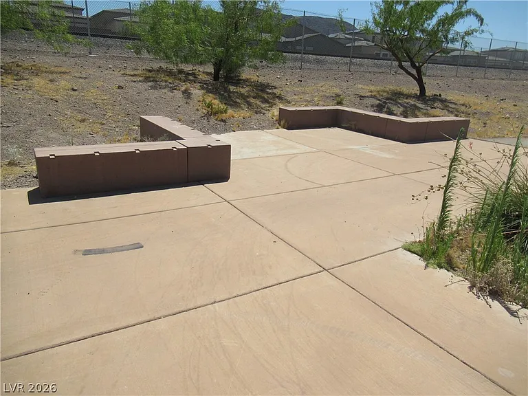357 E Van Wagenen St #0 — Photo 28
