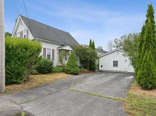 70 James St, Saco, ME 04072