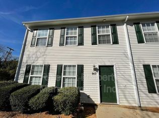 913 Kentwood Dr, Rock Hill, SC 29730