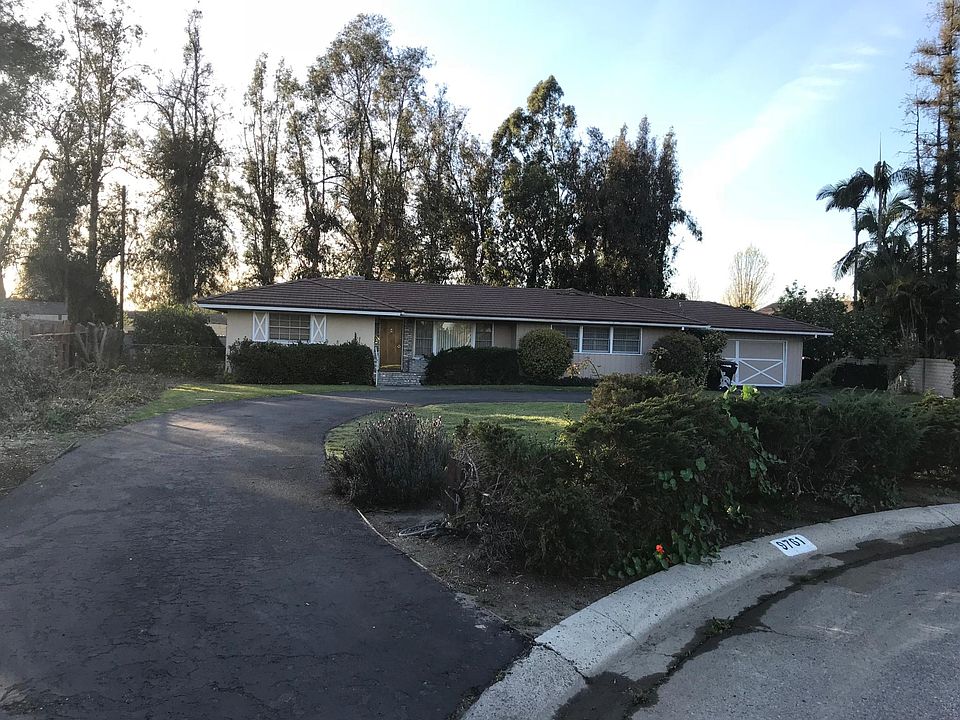 1st image of 9761 Beverly Ln
