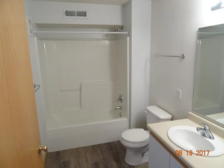 2853-2855 2861 2865 2871 2873 & 2875 Coral Ct — Photo 6