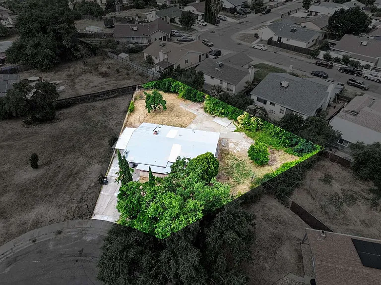6428 Tapo Ct — Photo 38