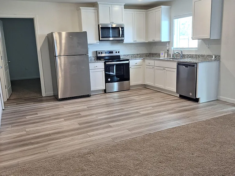 2226 Mickelson — Photo 3