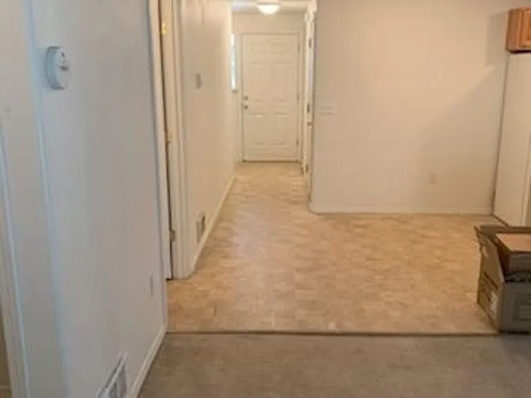 2611 NW Cedar Ave — Photo 7