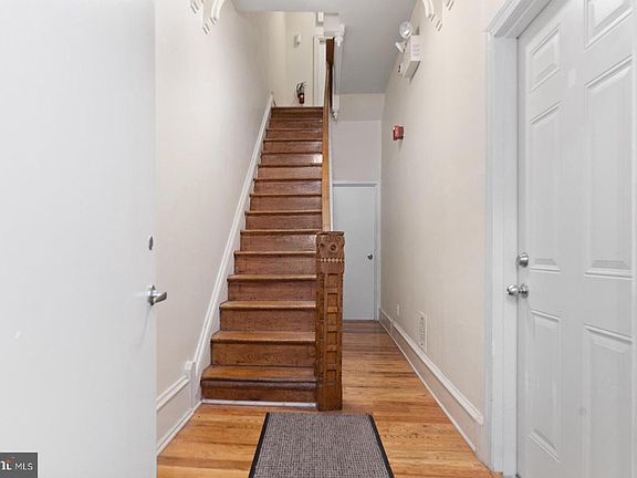 3rd image of 639 N 32nd St Floor 3