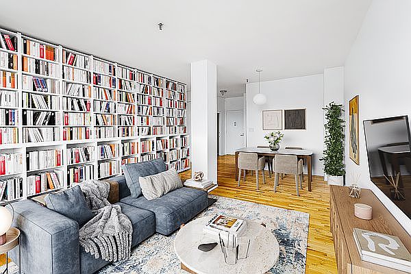 1st image of 1 Tiffany Pl APT 5M
