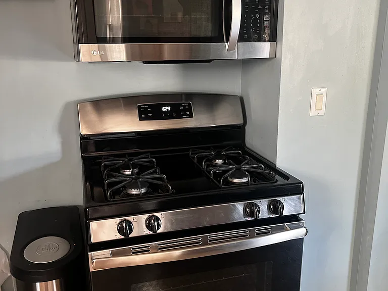 650 Innes St NE — Photo 11