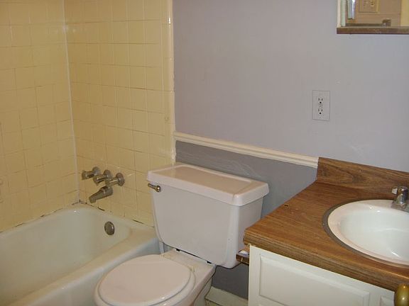 4th image of 1801 Georgia Ave APT 1
