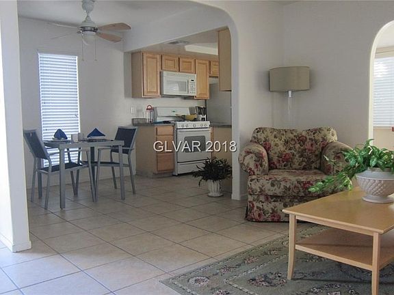 3rd image of 1440 Vegas Valley Dr APT 2