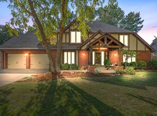 8705 E Overbrook St, Wichita, KS 67206