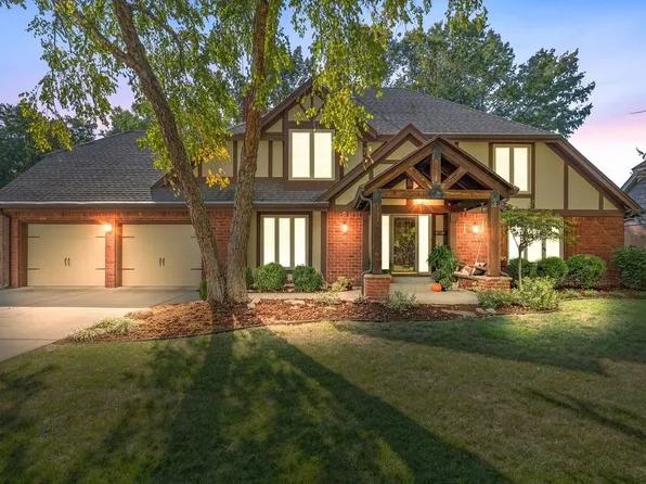 8705 E Overbrook St, Wichita, KS 67206
