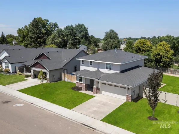 3810 E Holly Ridge Dr, Nampa, ID 83686