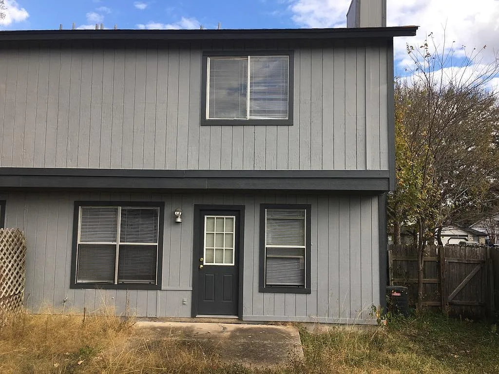 6012 Parkwood Dr — Photo 4