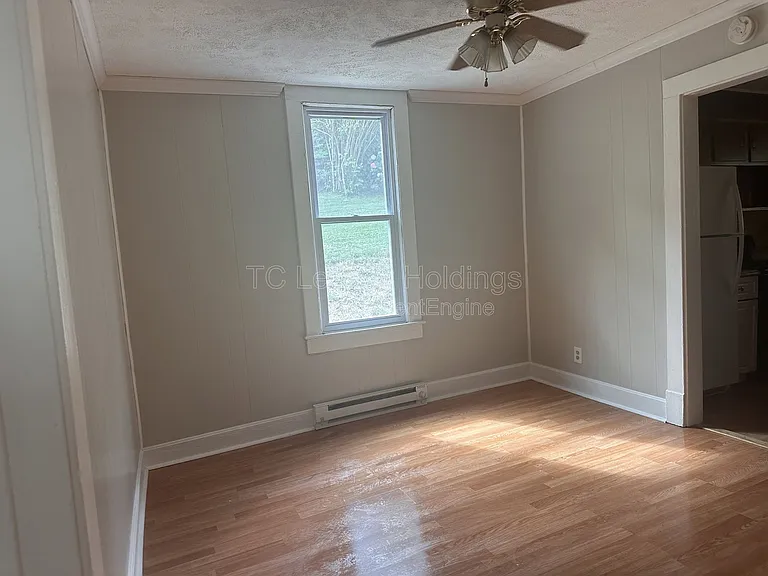 614 Hart St #614 — Photo 13