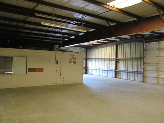 5th image of 2111 Industrial Blvd