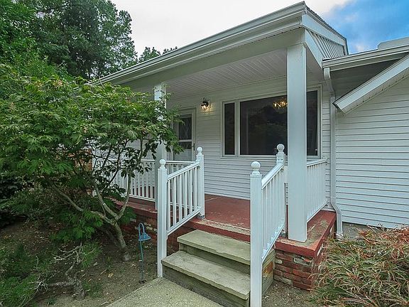 2nd image of 10430 Mardon Ct