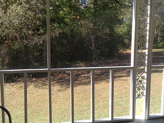 Porch View Side Yard