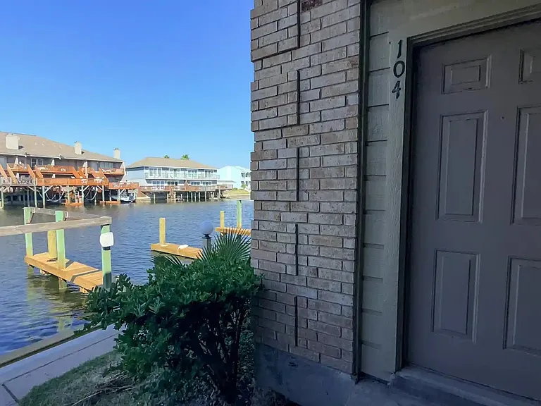 15421 Seamount Cay Ct #104 — Photo 1
