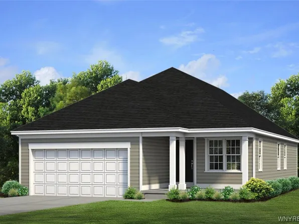 77 Grambo Dr, Lancaster, NY 14086