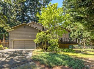 27 244th St SW, Bothell, WA 98021