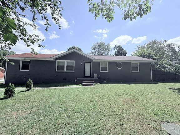 3rd image of 2057 Lake Rd