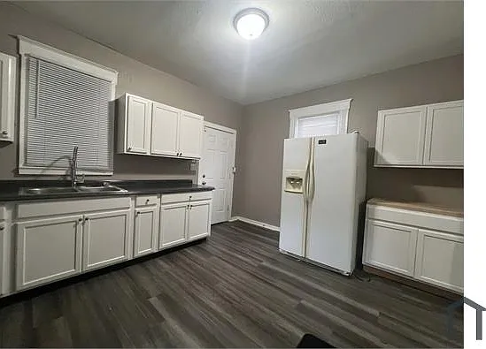 1390 W Woodruff Ave — Photo 10