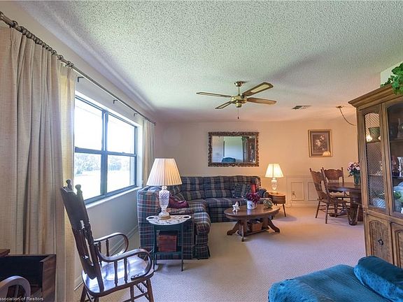 4th image of 104 Tangerine Rd