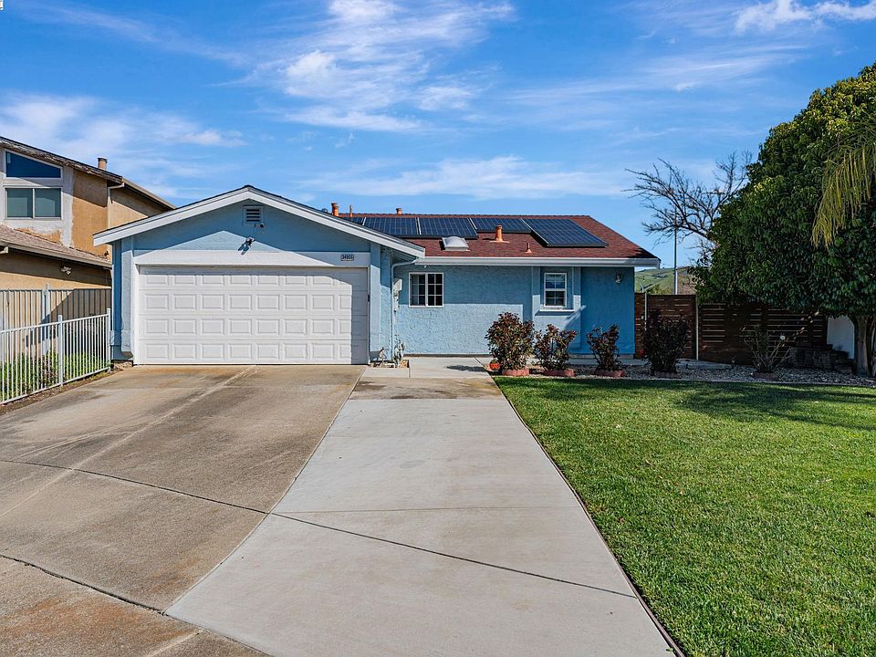1st image of 34955 Kinglet Ct
