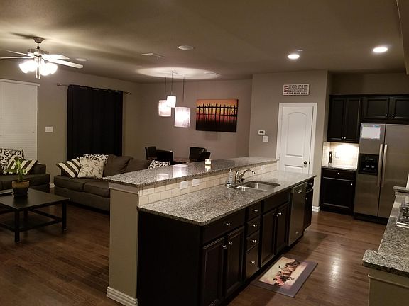 5th image of 411 Teague Dr