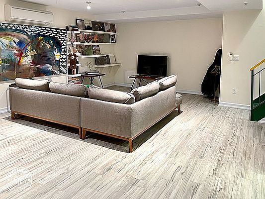 2nd image of 132A Stanhope St #5E