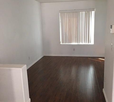5th image of 1436 E 12th St