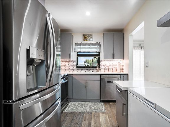 3rd image of 10123 Sunrise Lakes Boulevard #307
