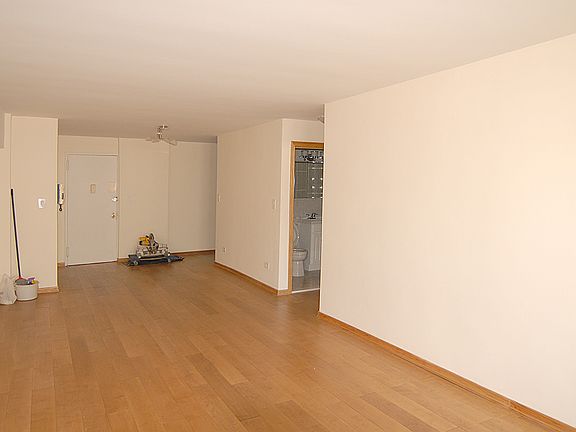 3rd image of 2610 Ocean Pkwy APT 1G